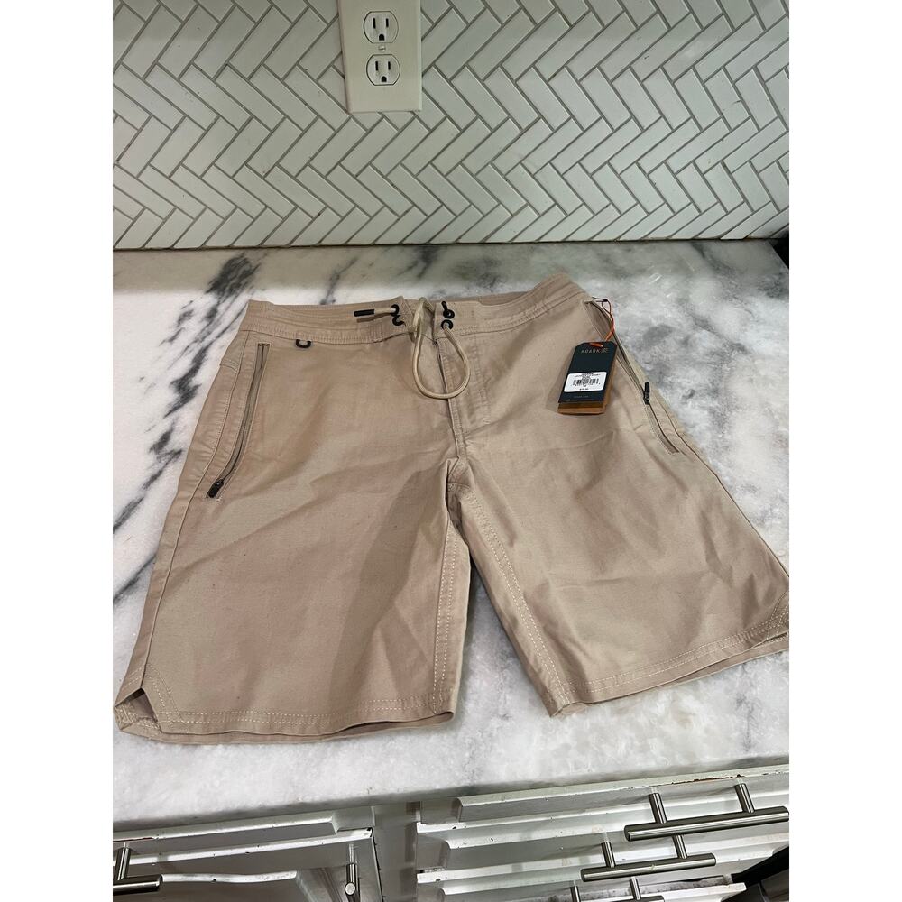 Roark Layover 2.0 Shorts Mens 28 Beach Tan Travel Adventure Hybrid NWT